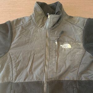 The North Face Black Two-Tone Fleece Shirt Jacket in good condition